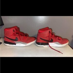 Jordan Legacy 312 Toro Red